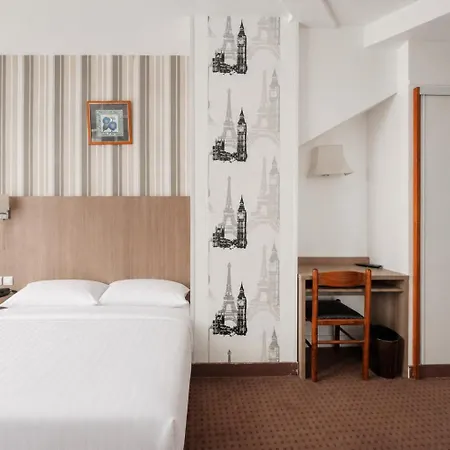 Get My Hatch Bergere Hotel